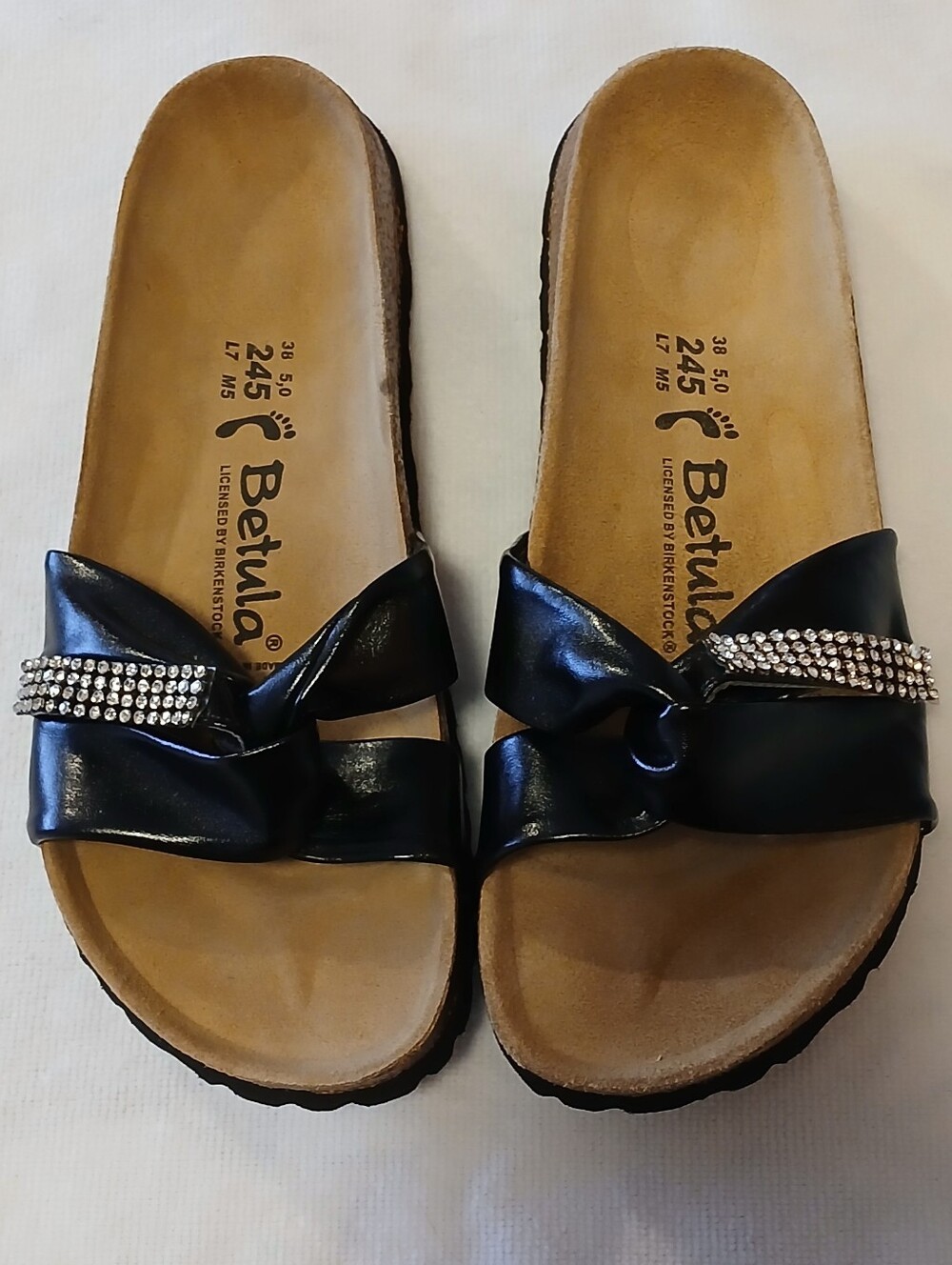 Betula By Birkenstock Rhinestone Slide 38EU/ Ladies Size 7 Narrow Fit